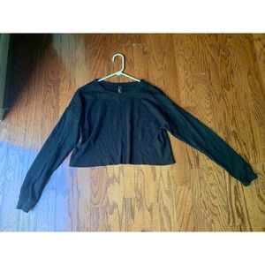 Forever 21 Crop Long Sleeve Tee Size M